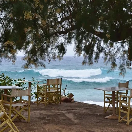 Georgoshouse Lykos Sfakia فندق