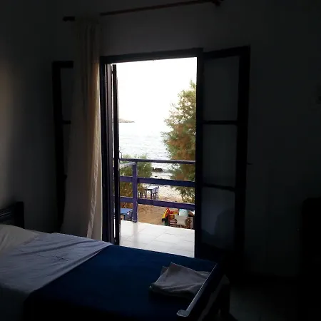 Georgoshouse Lykos Sfakia فندق Livaniana