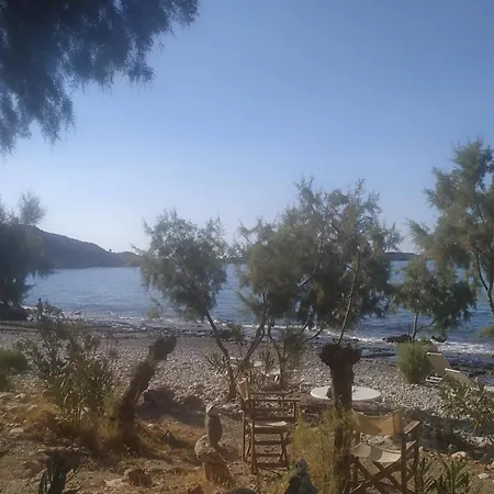 Georgoshouse Lykos Sfakia * Livaniana