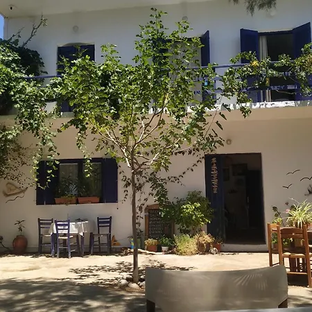 Georgoshouse Lykos Sfakia * Livaniana