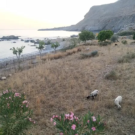 Georgoshouse Lykos Sfakia